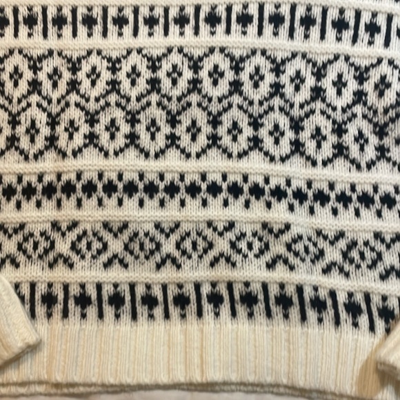 NWOT American Eagle chunky black / white knit sweater size m - Picture 6 of 8